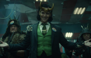 Loki (Tom Hiddleston) in Marvel Studios' LOKI exclusively on Disney+. Photo courtesy of Marvel Studios. ©Marvel Studios 2020. All Rights Reserved.