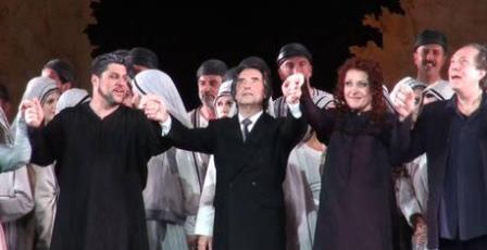 Una standing ovation di circa 20 minuti ha reso omaggio al Nabucco portato a Tokyo dal Teatro Opera di Roma, sotto la direzione di Riccardo Muti, Tokyo, 20 maggio 2014. ANSA/UFFICIO STAMPA ++ NO SALES, EDITORIAL USE ONLY ++