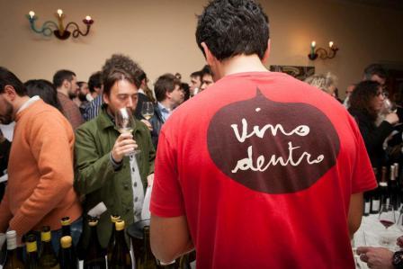 Vino dentro