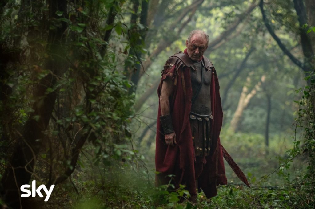 Liam Cunningham in una scena